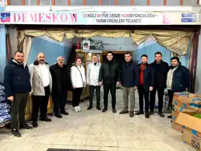 AK Parti, Denizli Hal Esnafıyla Buluştu