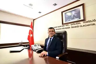 Belediye Başkanı'ndan Öğretmenler Günü Mesajı