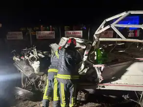 Buldan'da Trafik Kazası: 1 Ölü, 2 Yaralı