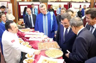 Yılmaz: Cumhuriyet, Fırsat Eşitliği Sağladı