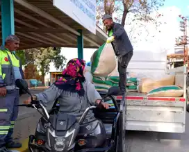 Denizli'den Çiftçilere Ücretsiz Yem Desteği