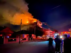 Denizli Bozkurt'ta 4 Katlı Binalarda Yangın!