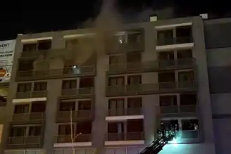 Denizli'de 7 Katlı Apartman Yandı! Mahsur Kalanlar Kurtarıldı