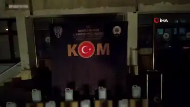Denizli'de 1 Ton Kaçak Etil Alkol Ele Geçirildi