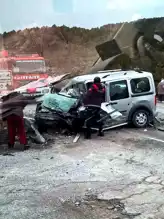 Denizli'de Çarpışma: 2 Ölü, 4 Yaralı
