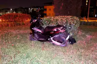 Denizli'de Motosiklet Kazası: Genç Sürücü Ağır Yaralı