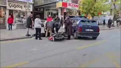 Denizli'de Motosiklet-Otomobil Çarpışması: Yaralı Var