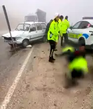 Denizli'de Sisli Havada Polis Kazası: 3 Yaralı