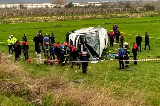 Denizli'de Midibüs Kazası: 2 Ölü, 26 Yaralı