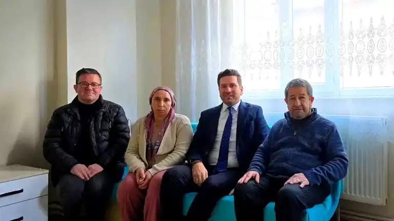 Tatık, Depremzedeleri Ziyaret Etti