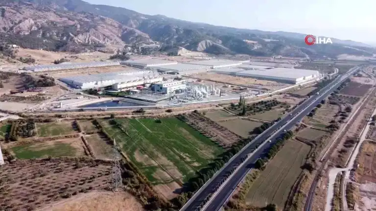 Jeotermal Sera Bölgesi'nde Üretim Arttı