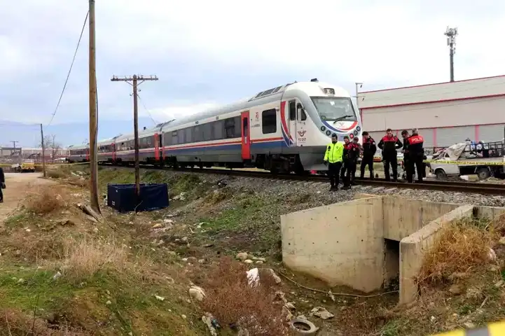 Denizli'de Tren Kazası: 1 Ölü
