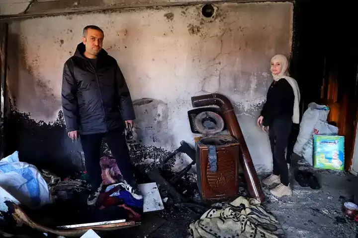Denizli'de Yangın: Anne Çocuğunu Kurtardı, Hayatını Kaybetti