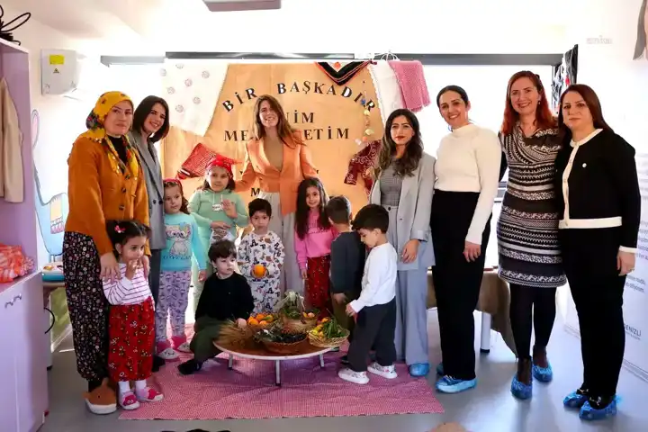 Çeşme'de Çocuklar Yerel Ürünleri Keşfetti