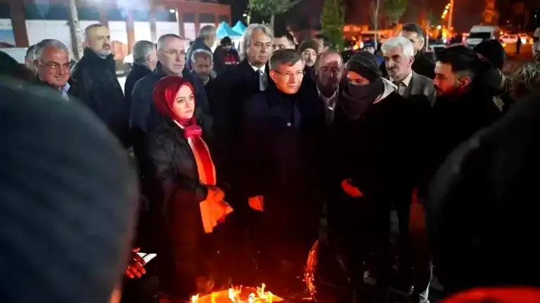 Sema Silkin Ün, Depremzedeleri Ziyaret Etti